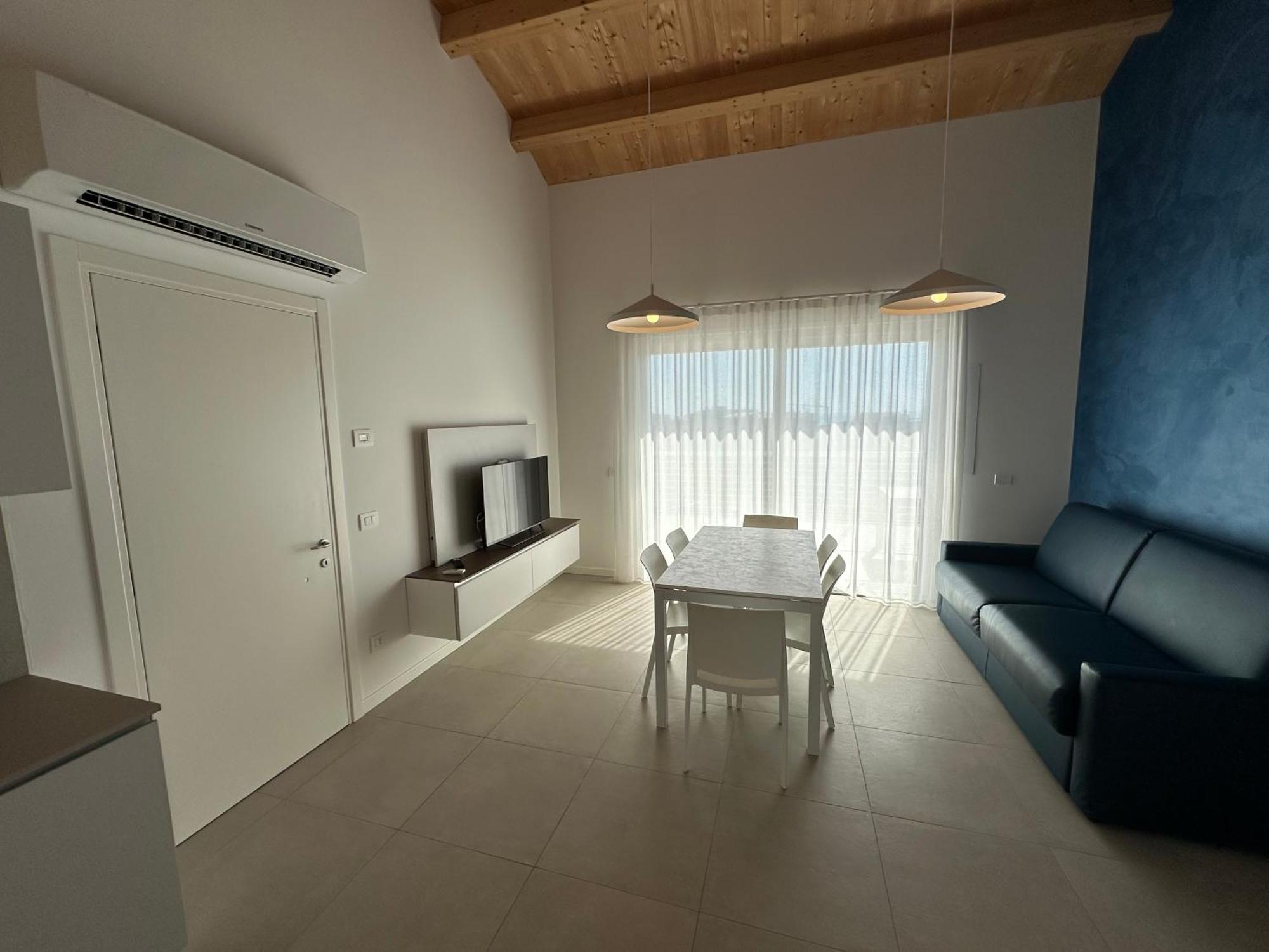 Woody Green Penthouse Sea View - Agenzia Cocal Каорле Экстерьер фото